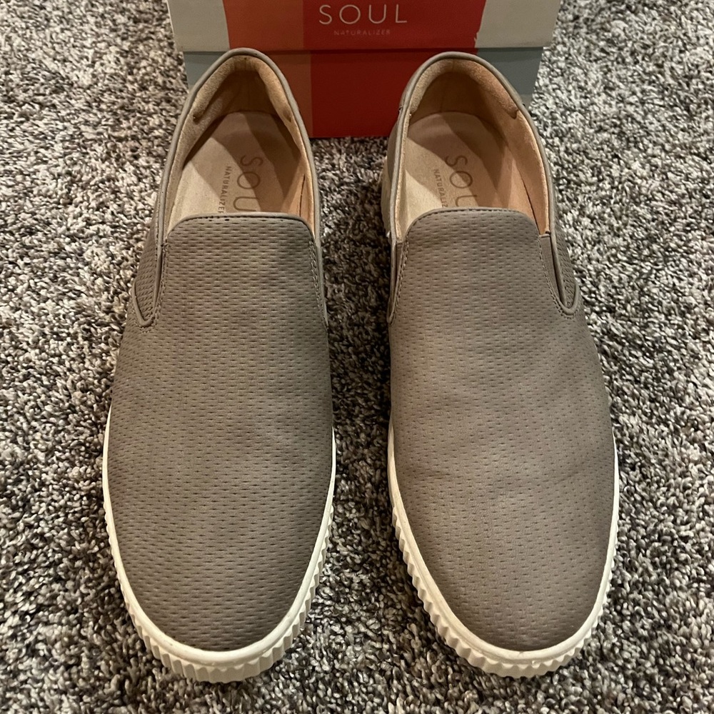 Naturalizer Soul Tia sneakers slip on shoes - Taupe